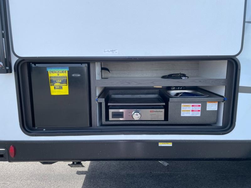 2025 Venture SportTrek ST292VBH, $ 49,990