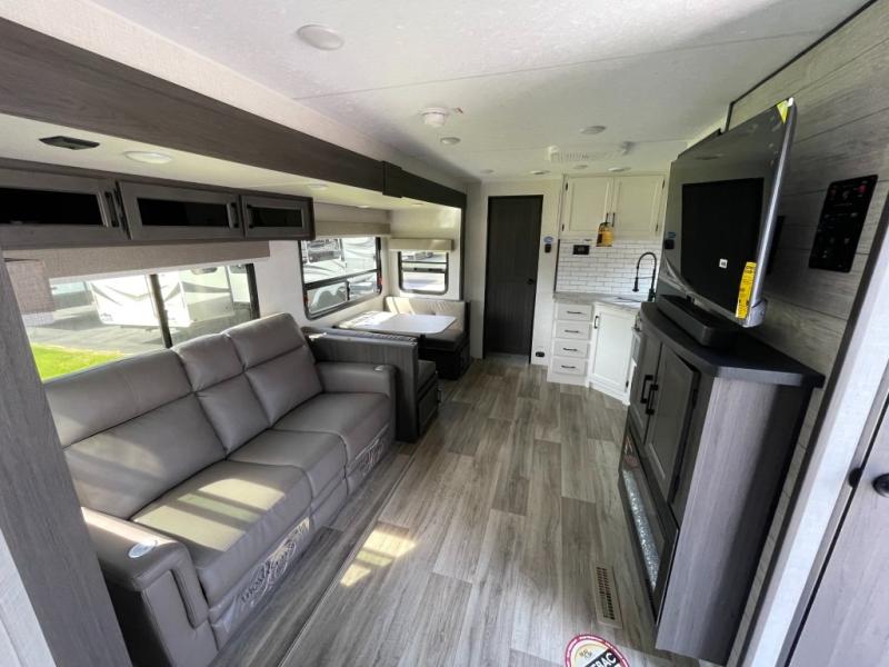 2025 Venture SportTrek ST292VBH, $ 49,990