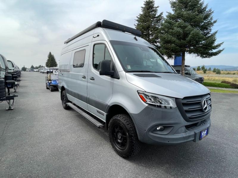 2022 Winnebago Revel 44E, $ 129,990