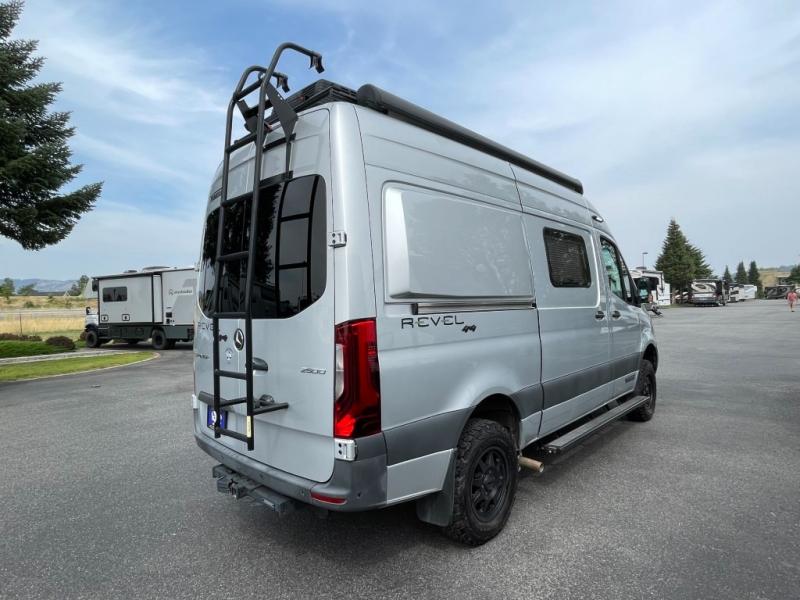 2022 Winnebago Revel 44E, $ 129,990
