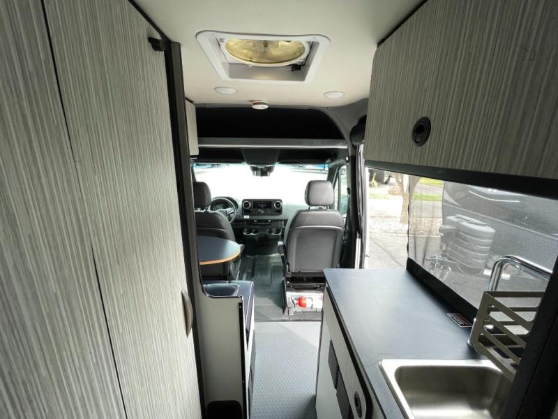 2022 Winnebago Revel 44E, $ 129,990