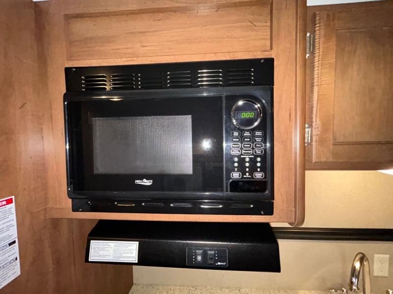 2015 Dutchmen Aspen Trail 2710BH, $ 18,990