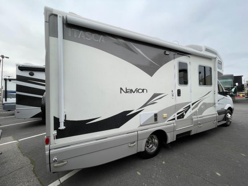 2009 Itasca Navion 24A, $ 57,998