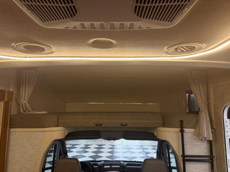 2019 Winnebago View 24D, $ 99,998