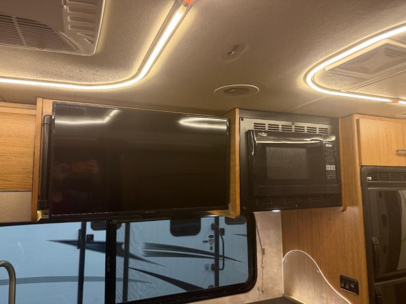 2019 Winnebago View 24D, $ 99,998