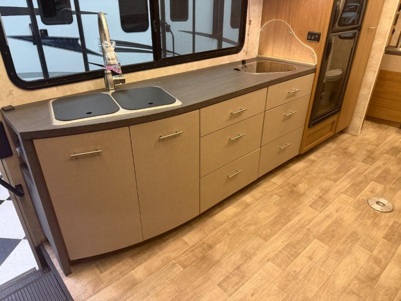 2019 Winnebago View 24D, $ 99,998