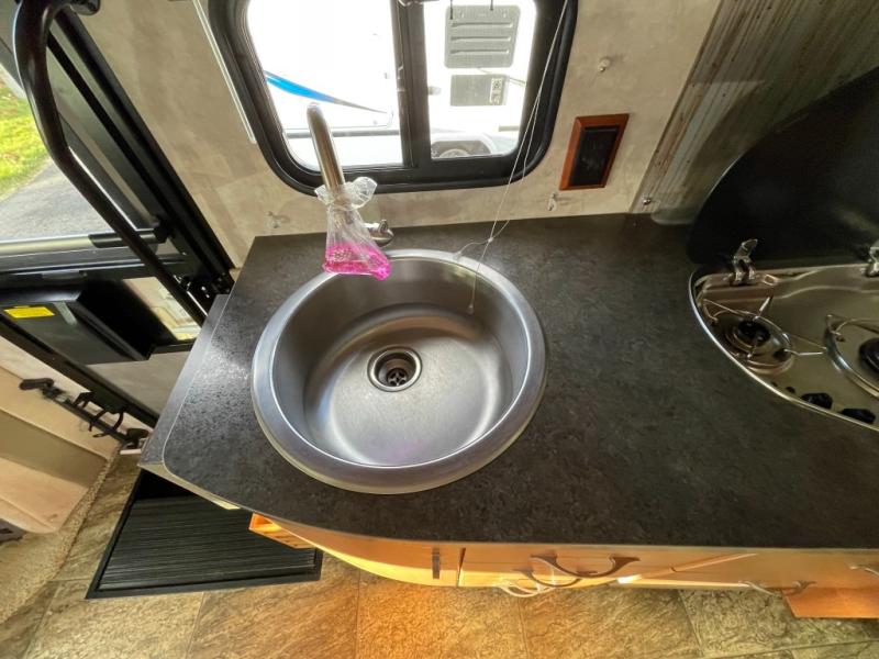 2012 Winnebago View 24J, $ 59,998