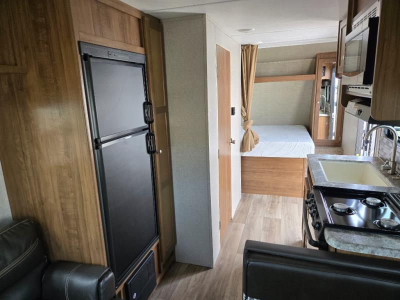 2019 Dutchmen Aspen Trail 1930RDWE, $ 18,895
