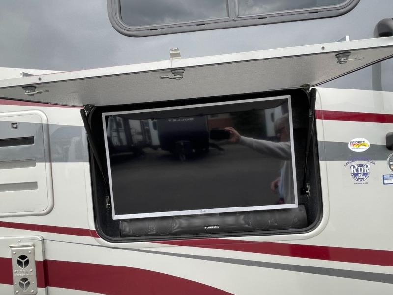 2019 Tiffin Motorhomes Wayfarer 24 FW, $ 99,990