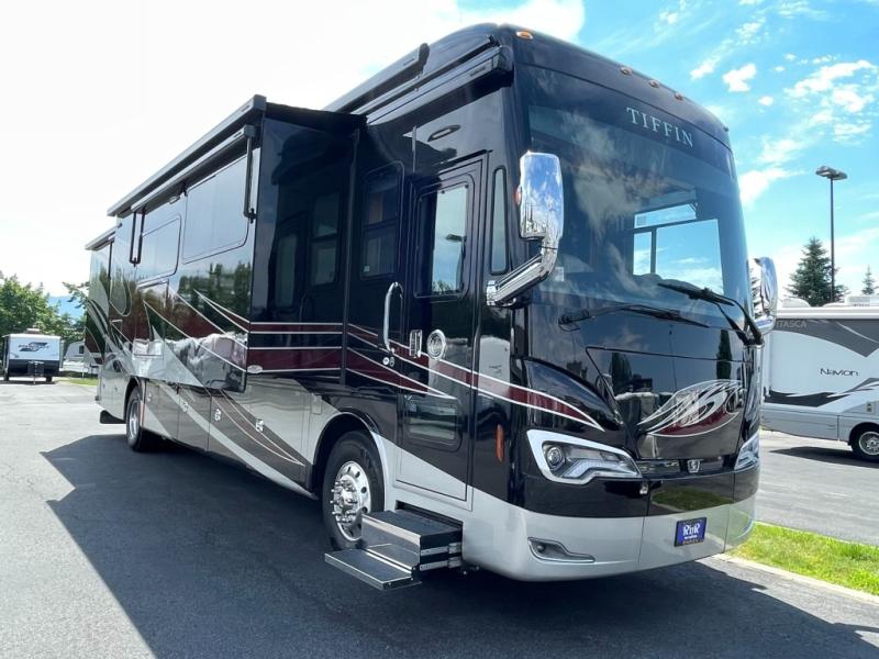 2019 Tiffin Motorhomes Allegro Bus 40 IP, $ 258,990