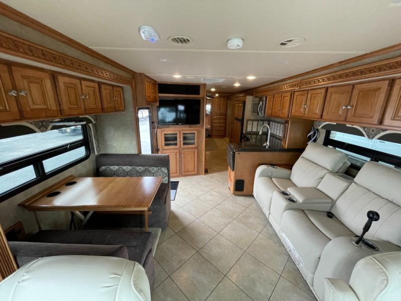 2015 Itasca Suncruiser® 35P, $ 99,990