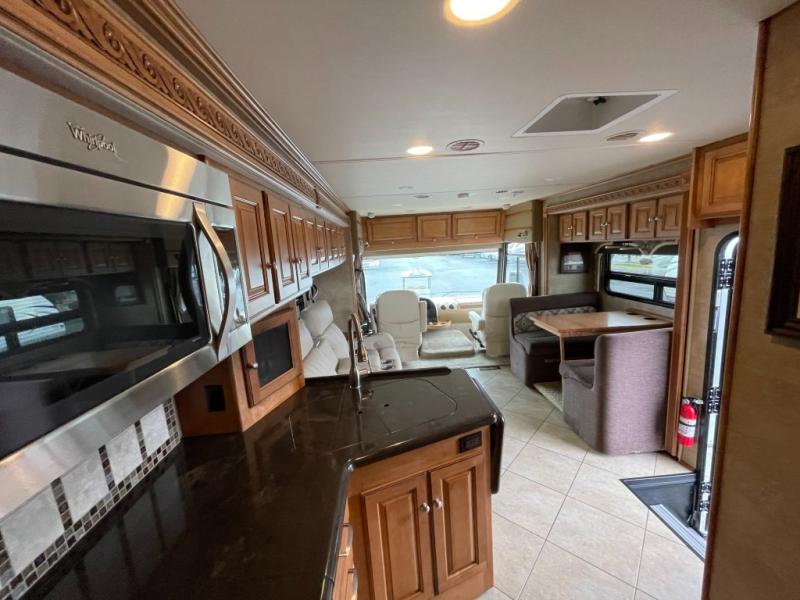 2015 Itasca Suncruiser® 35P, $ 99,990