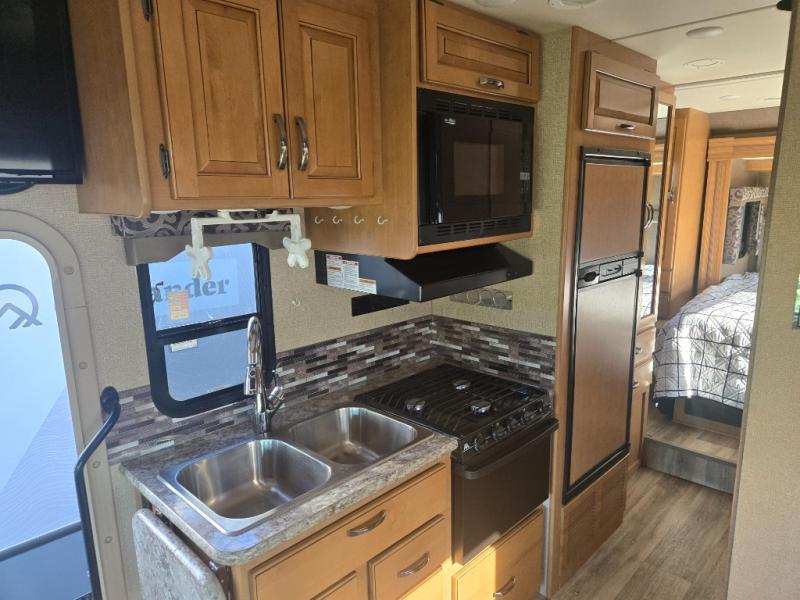 2017 Thor Motor Coach Four Winds Sprinter 24HL, $ 64,995