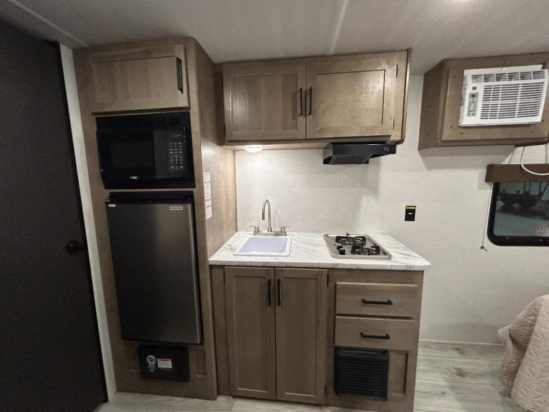 2025 Keystone Springdale Mini 1700FQ, $ 17,490