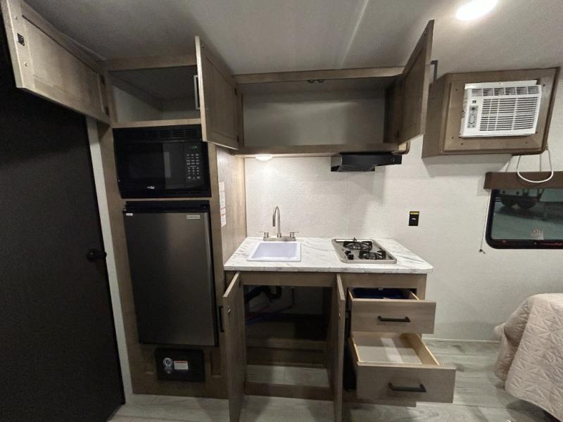 2025 Keystone Springdale Mini 1700FQ, $ 17,490
