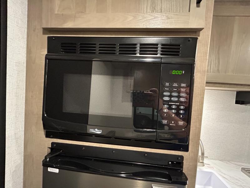 2025 Keystone Springdale Mini 1700FQ, $ 17,490