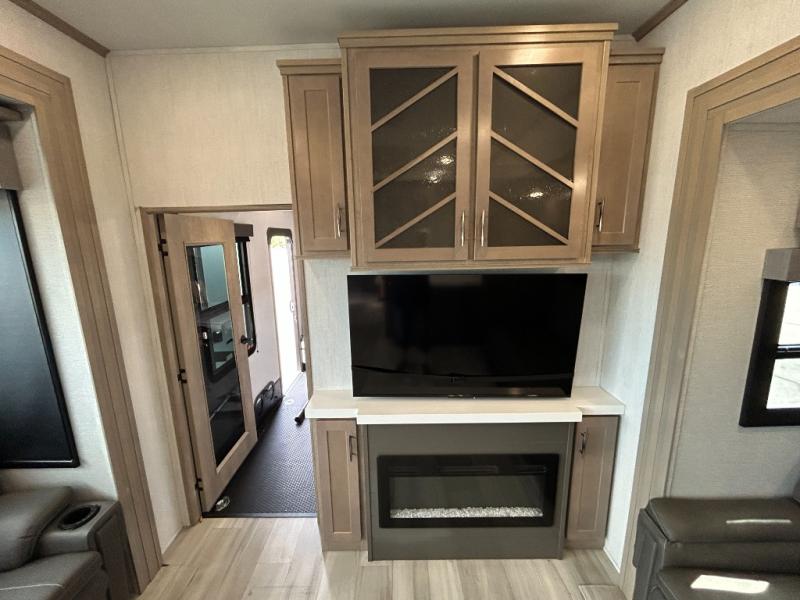 2024 Grand Design Momentum M-Class 395MS, $ 99,990