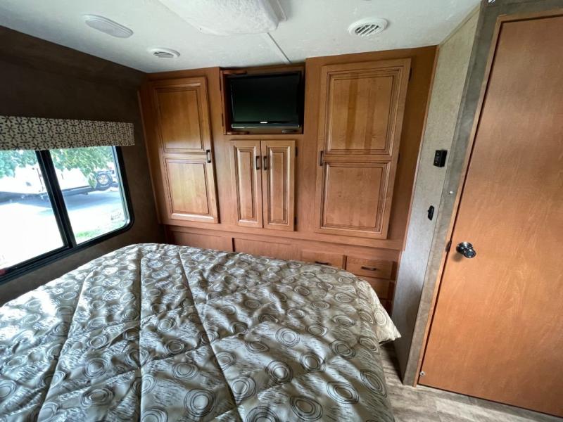 2017 Forest River Sunseeker 3010DS, $ 74,990