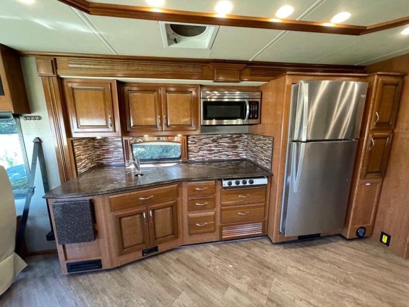 2018 Fleetwood Pace Arrow® LXE 38K, $ 149,990