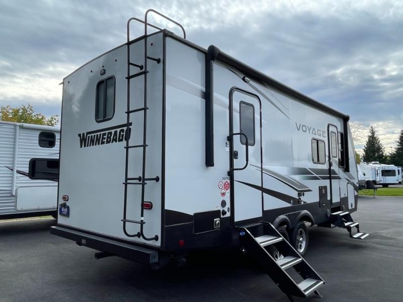 2022 Winnebago Voyage V2427RB, $ 29,998