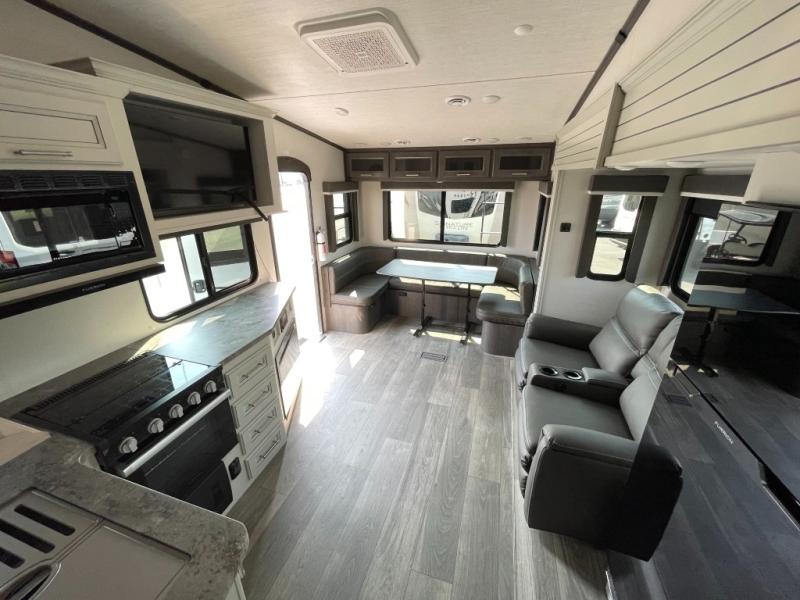 2024 Keystone Cougar Half-Ton (Fifth Wheel) 24RDS, $ 44,990