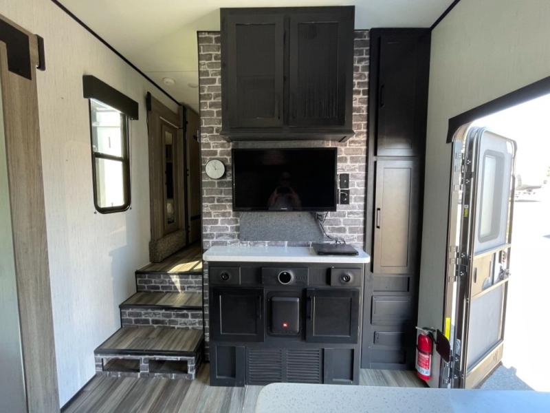 2021 Heartland Gravity GR 3340, $ 59,990