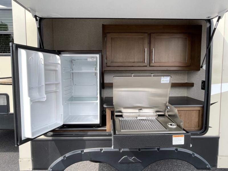 2019 Keystone Cougar Half-Ton (East) 33MLS, $ 39,990