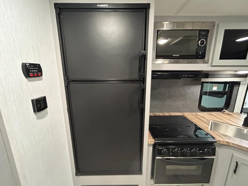 2022 Heartland North Trail Ultra Lite NT 27LRSS, $ 34,990