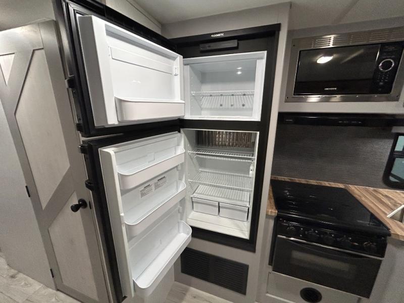 2022 Heartland North Trail Ultra Lite NT 27LRSS, $ 34,990