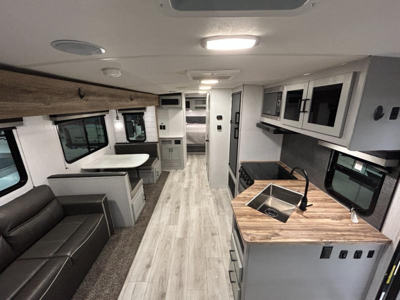 2022 Heartland North Trail Ultra Lite NT 27LRSS, $ 34,990