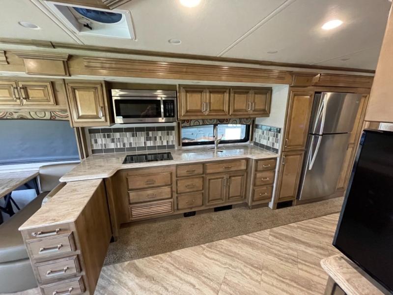 2019 Fleetwood Pace Arrow® LXE 38F, $ 159,990
