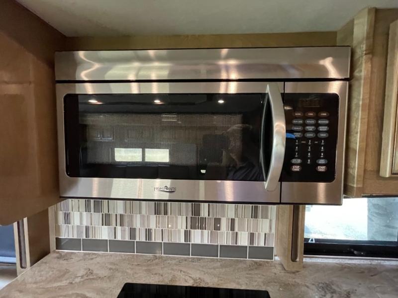 2019 Fleetwood Pace Arrow® LXE 38F, $ 159,990