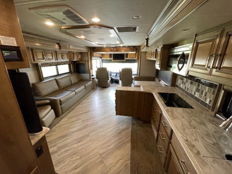 2019 Fleetwood Pace Arrow® LXE 38F, $ 159,990