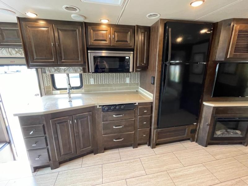 2018 Tiffin Motorhomes Allegro 32 SA, $ 139,990