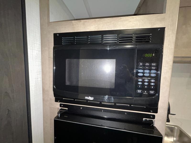 2026 Keystone Springdale Mini 1700FQ, $ 19,490