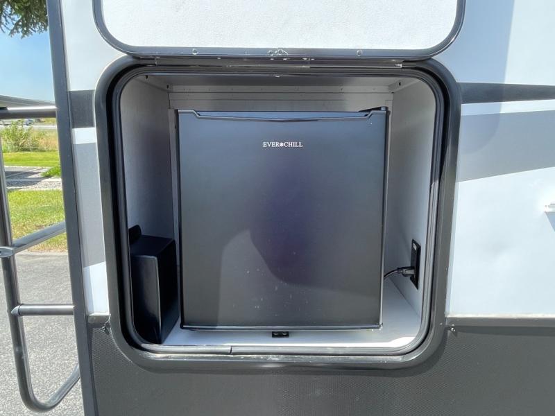 2023 Dutchmen Astoria Fifth Wheel 1500 2503REF, $ 54,990