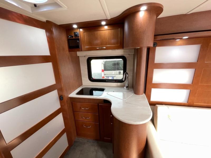 2018 Pleasure-Way Plateau XL MB, $ 109,990