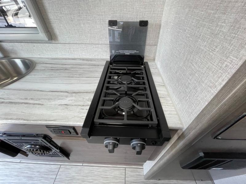 2024 Lance Truck Camper Long Bed 805, $ 24,990