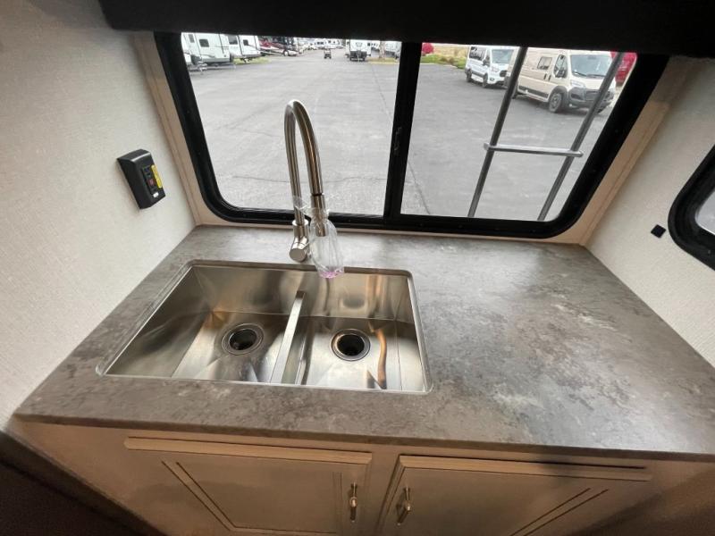 2024 Keystone Cougar Half-Ton (Travel Trailer - We, $ 39,990