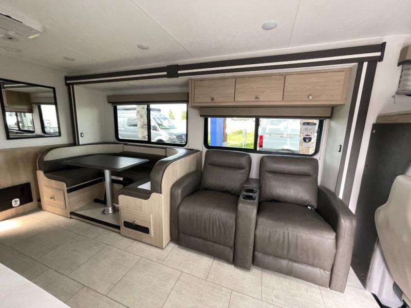 2027 Coachmen Leprechaun 319MB Ford 450, $ 149,990