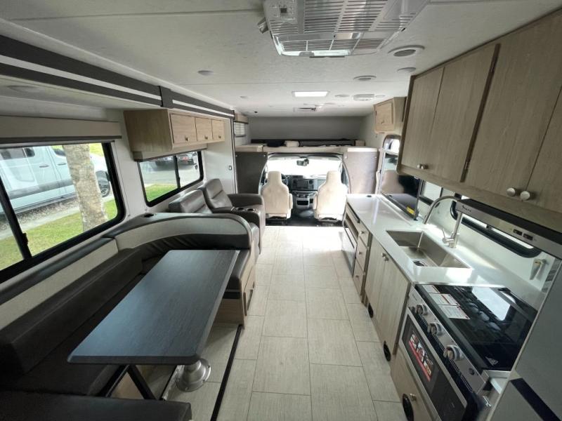2027 Coachmen Leprechaun 319MB Ford 450, $ 149,990