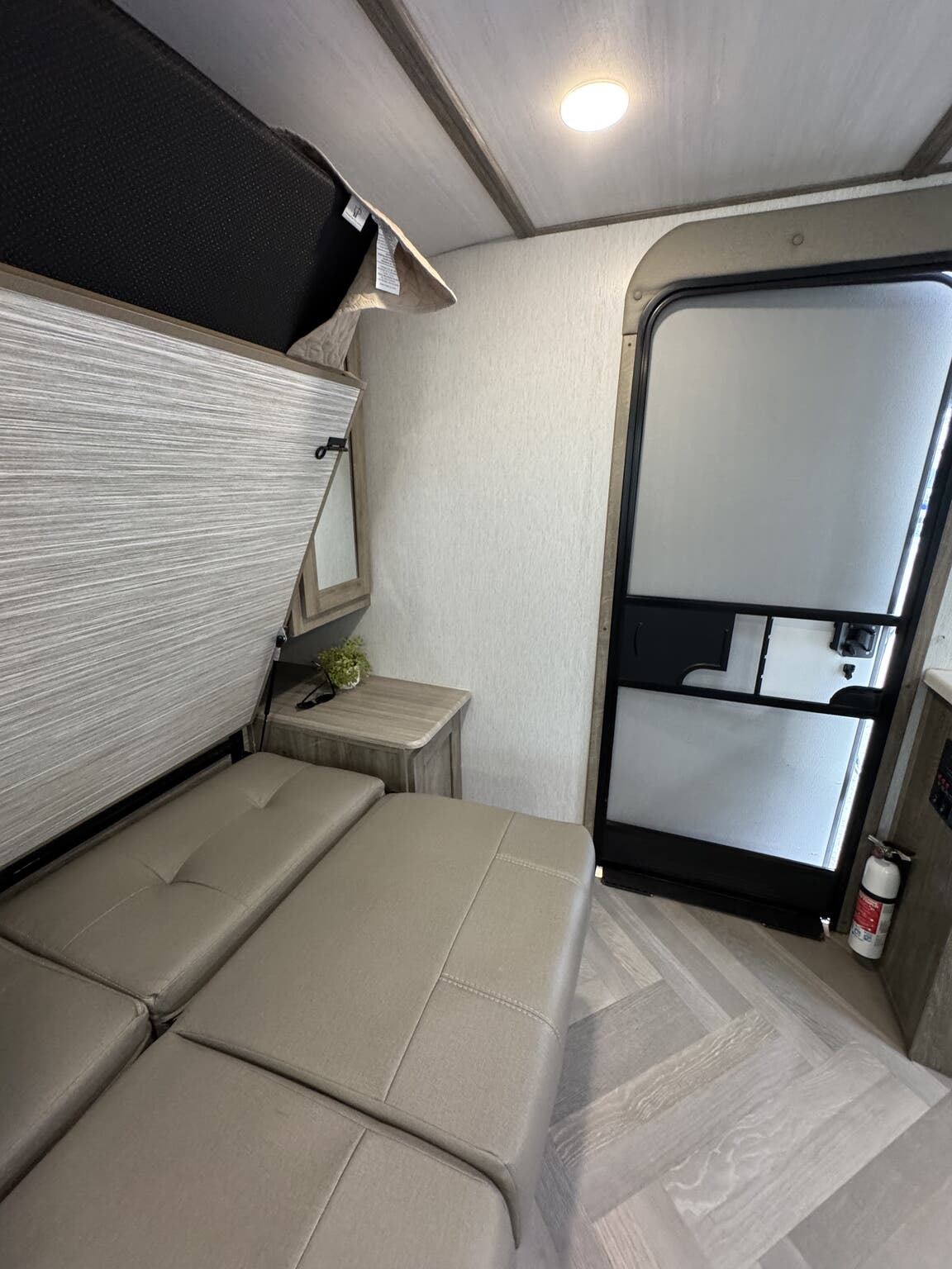 2022 Forest River Wildwood Heritage Glen Hyper Lyt, $ 19,995