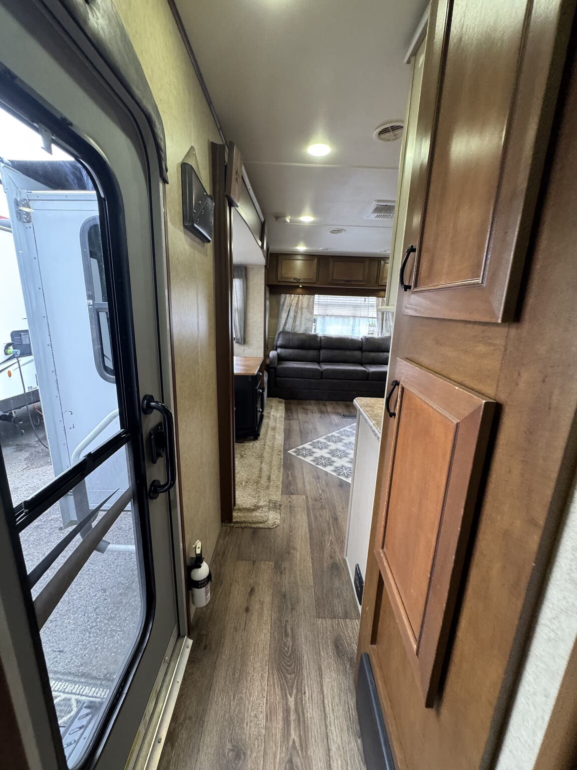 2014 Open Range Light 274RLS, $ 15,900