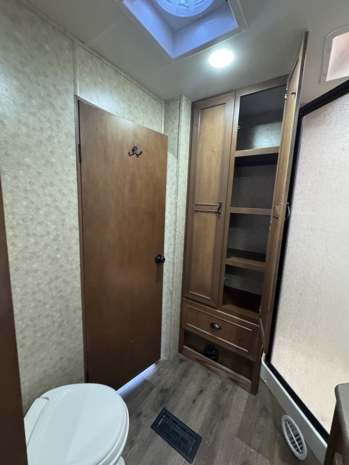 2014 Open Range Light 274RLS, $ 15,900