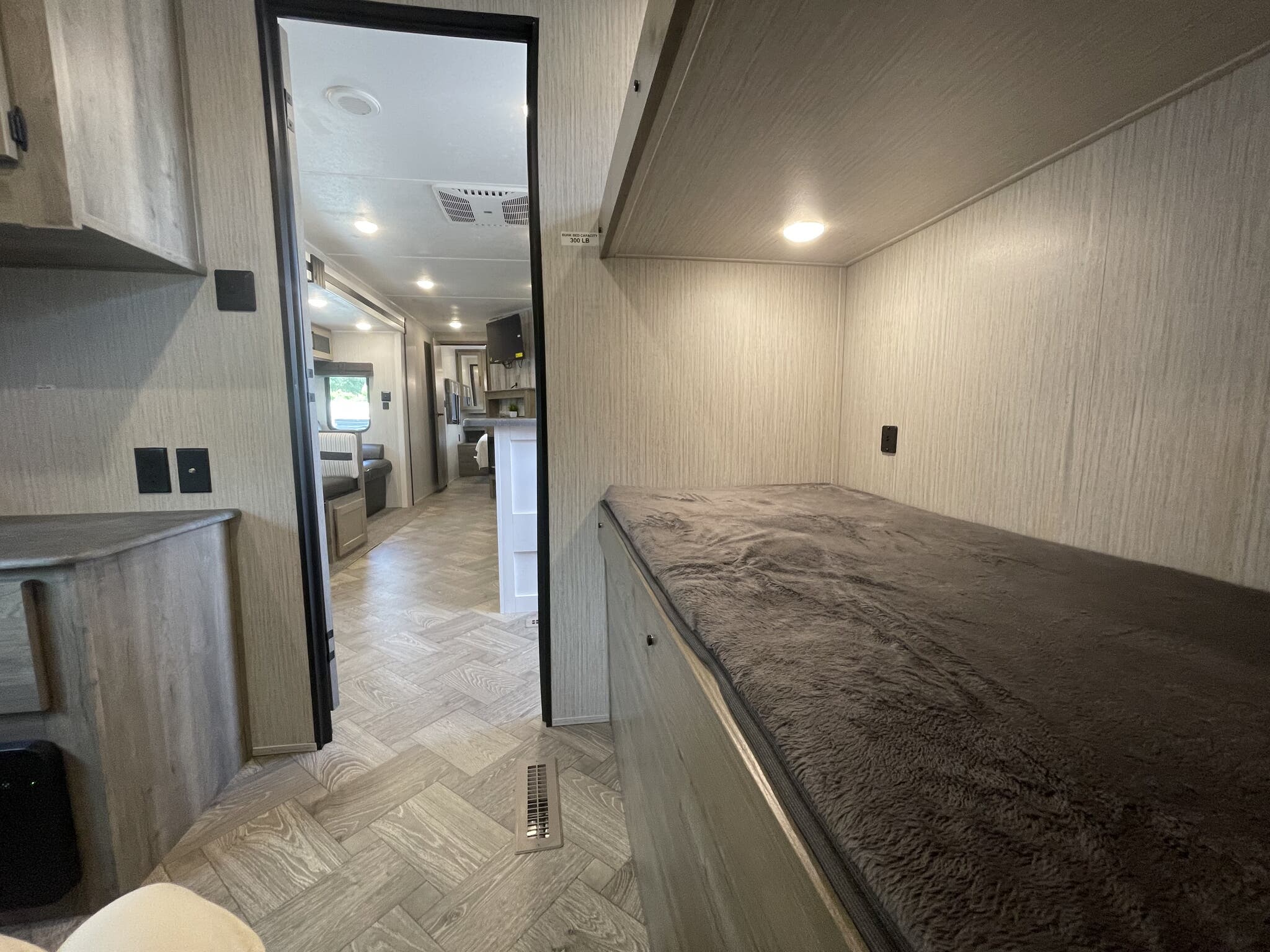 2022 Palomino Puma 28BHSS, $ 25,995