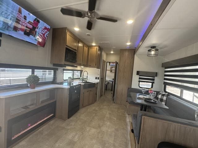 2024 Forest River Cherokee Timberwolf 39TN, $ 32,900