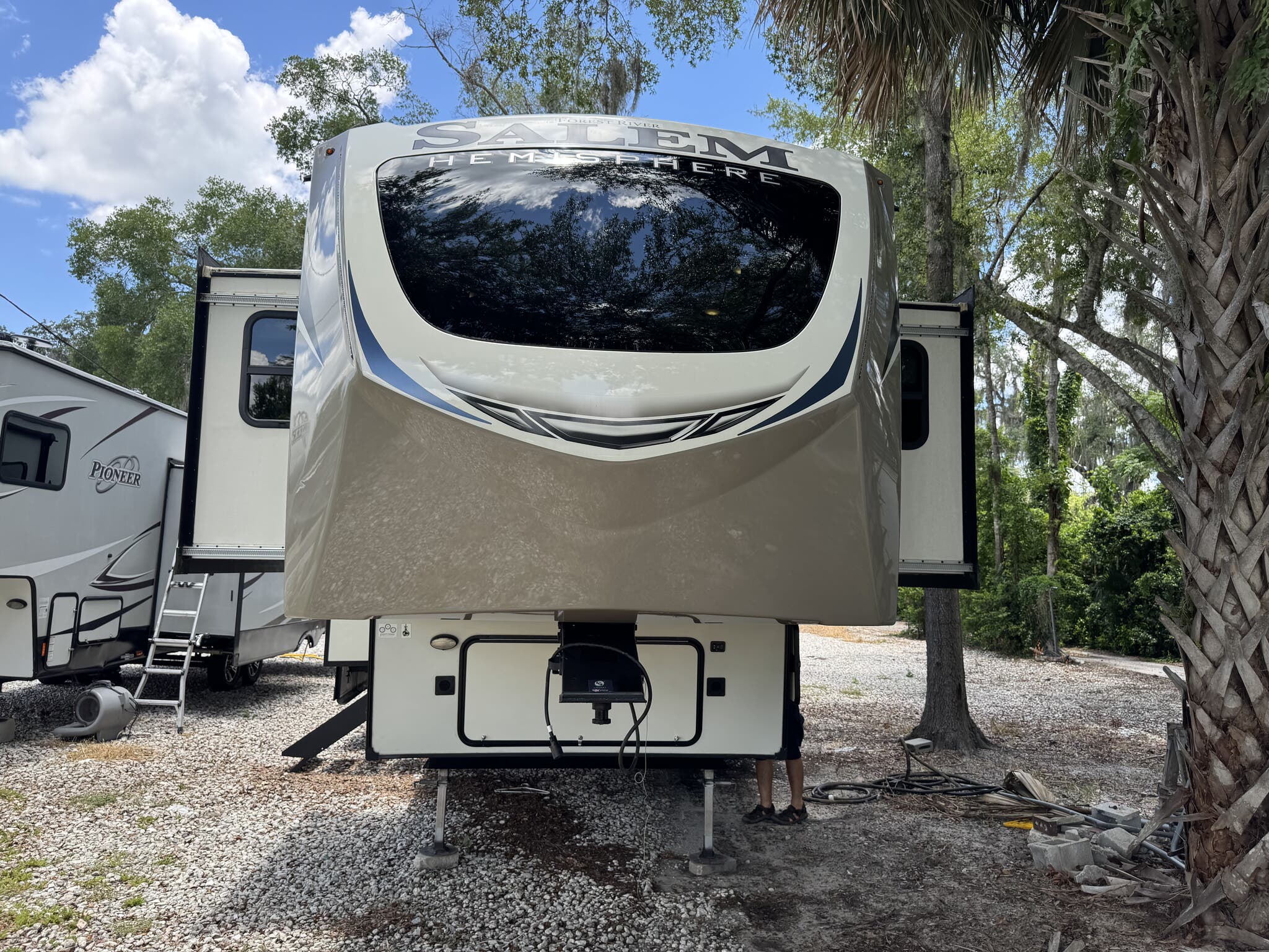 2022 Forest River Salem Hemisphere 378FL, $ 37,650