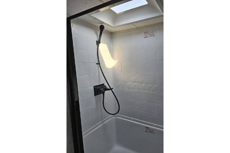 2025 Palomino SolAire Ultra Lite 3300FLBS, $ 46,990