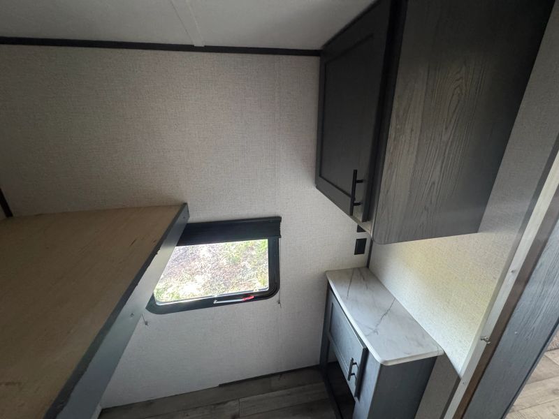 2022 Dutchmen Aspen Trail, $ 19,900