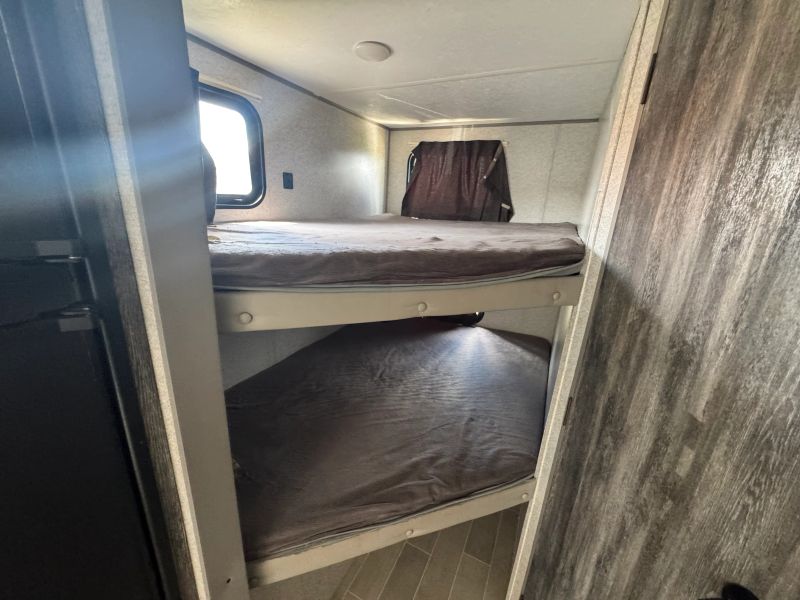 2021 Forest River Salem FSX, $ 11,900